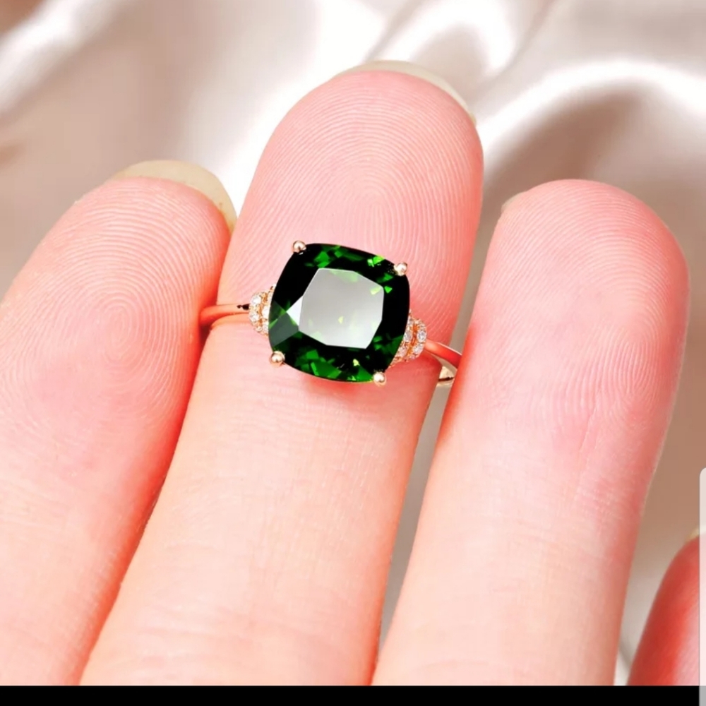 Rose Gold Green Crystal Ring